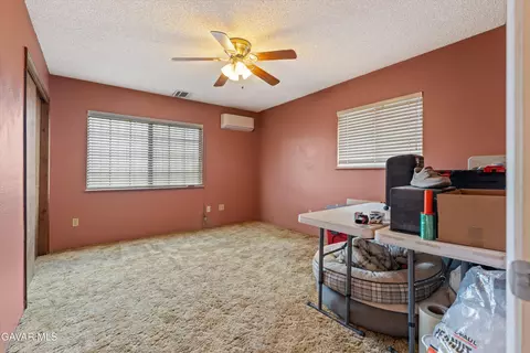Bedroom - 8212 Avenue H E, Lancaster, CA 93535 photo 2 of 2