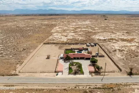 View/Area - 8212 Avenue H E, Lancaster, CA 93535 photo 8 of 8