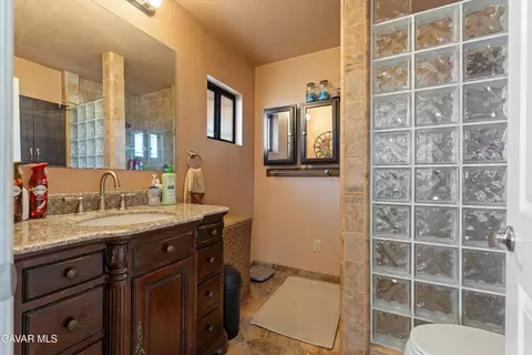 Bath - 8212 Avenue H E, Lancaster, CA 93535 photo 2 of 3