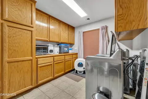 Other - 28840 Gleneagle Ct, Tehachapi, CA 93561 photo 3 of 11
