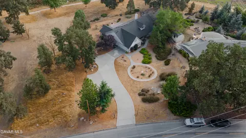 View/Area - 28840 Gleneagle Ct, Tehachapi, CA 93561 photo 2 of 5
