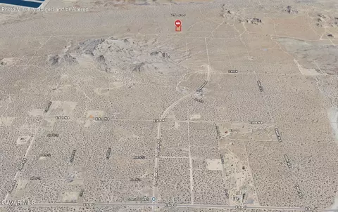 E Ave M8, Palmdale, CA 93591 photo 3