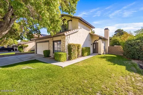 43320 33rd St W, Lancaster, CA 93536