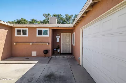 608 Nugent St E, Lancaster, CA 93535 photo 30