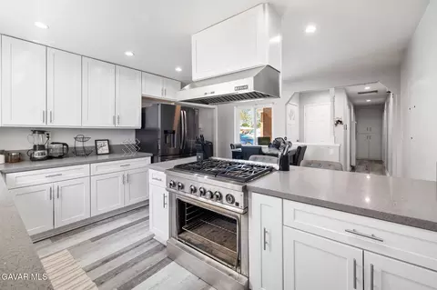 608 Nugent St E, Lancaster, CA 93535 photo 14