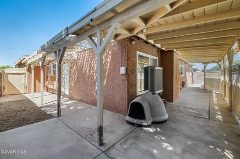 608 Nugent St E, Lancaster, CA 93535 photo 24