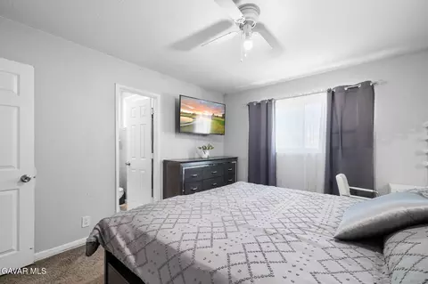 608 Nugent St E, Lancaster, CA 93535 photo 22
