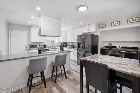 608 Nugent St E, Lancaster, CA 93535 photo 9