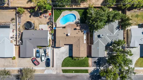 608 Nugent St E, Lancaster, CA 93535 photo 3