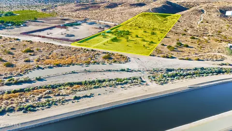 Drt Vic 74th Street, Palmdale, CA 93550