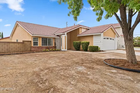 43610 16th St E, Lancaster, CA 93535