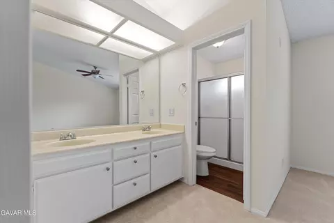 Bath - 43610 16th St E, Lancaster, CA 93535 photo 2 of 2