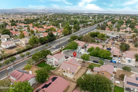 View/Area - 43610 16th St E, Lancaster, CA 93535 photo 4 of 6