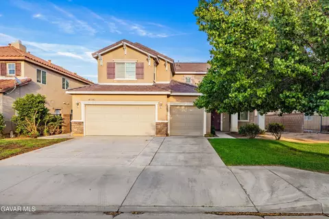 43342 Harbor St, Lancaster, CA 93536