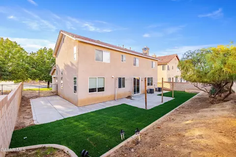 Exterior - 43342 Harbor St, Lancaster, CA 93536 photo 3 of 3