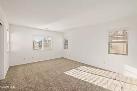 Bedroom - 43342 Harbor St, Lancaster, CA 93536 photo 2 of 3