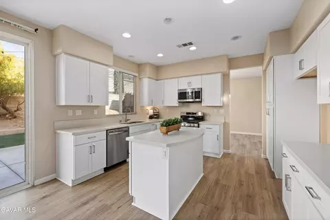 Kitchen - 43342 Harbor St, Lancaster, CA 93536 photo 3 of 3