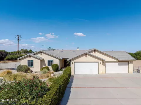 3715 Avenue T2 E, Palmdale, CA 93550