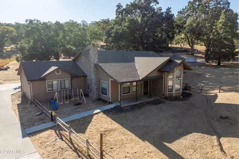 Exterior - 30280 Pinedale Dr, Tehachapi, CA 93561 photo 4 of 4