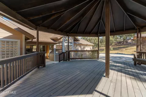 Other - 30280 Pinedale Dr, Tehachapi, CA 93561 photo 4 of 7