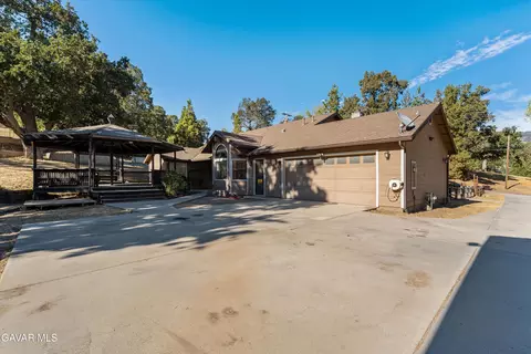 Other - 30280 Pinedale Dr, Tehachapi, CA 93561 photo 2 of 7