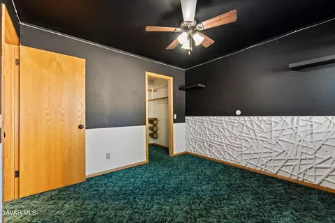 Bedroom - 30280 Pinedale Dr, Tehachapi, CA 93561 photo 3 of 6