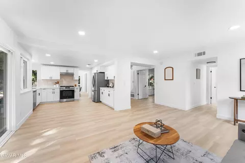 2885 Circle View Dr, Simi Valley, CA 93063 photo 19