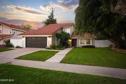 2885 Circle View Dr, Simi Valley, CA 93063