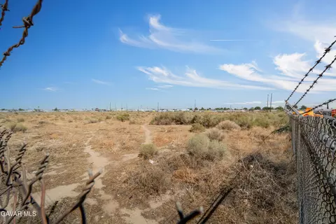 42142 Valley Line Rd, Lancaster, CA 93535 photo 8