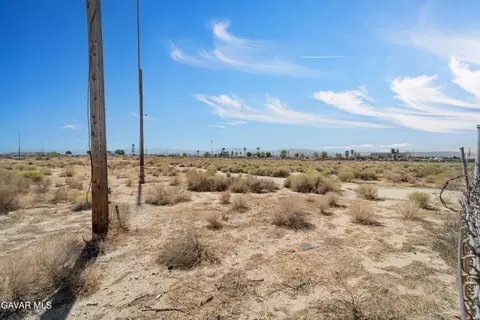 42142 Valley Line Rd, Lancaster, CA 93535 photo 5
