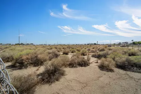 42142 Valley Line Rd, Lancaster, CA 93535