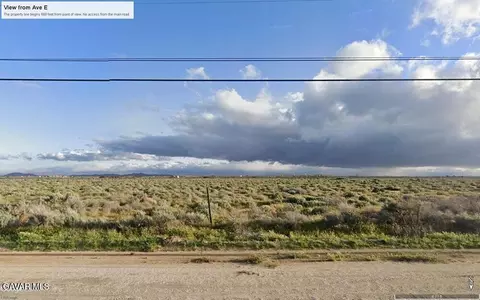 95 Avenue E8 E, Lancaster, CA 93535