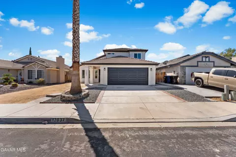 13637 Sandstone Dr, Victorville, CA 92392