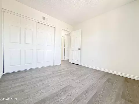 Bedroom - 1002 Kildare St E, Lancaster, CA 93535 photo 6 of 7
