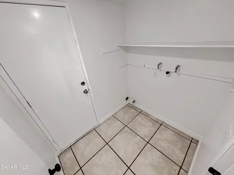Other - 1002 Kildare St E, Lancaster, CA 93535 photo 2 of 4