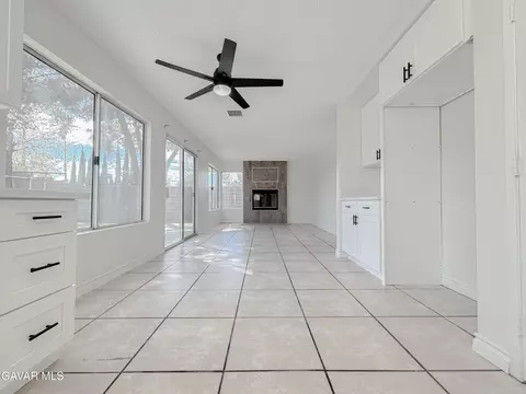 Living - 1002 Kildare St E, Lancaster, CA 93535 photo 2 of 2