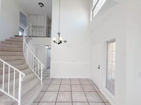 Entry Way - 1002 Kildare St E, Lancaster, CA 93535 photo 1 of 2
