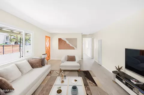 Living - 38013 11th St E, Palmdale, CA 93550 photo 2 of 4