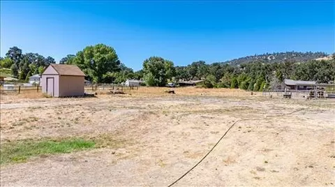 28551 Bear Valley Rd, Tehachapi, CA 93561 photo 36