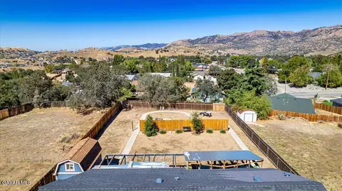 19713 Meadows Rd, Tehachapi, CA 93561 photo 44