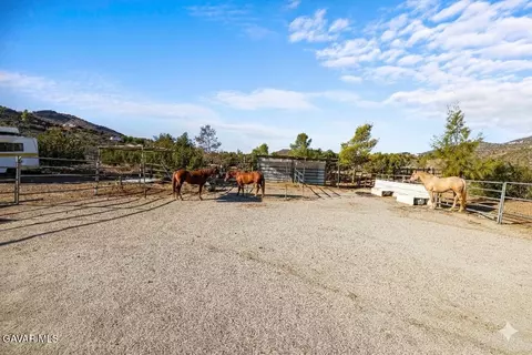 32901 Hawley Rd, Acton, CA 93510 photo 36