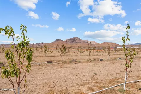 Sierra Hwy, Mojave, CA 93501 photo 11