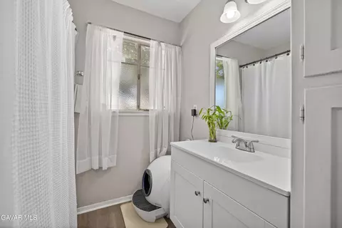 Bath - 44214 E 2nd St, Lancaster, CA 93535 photo 1 of 2