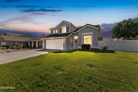 3448 Summer Breeze Ave, Rosamond, CA 93560