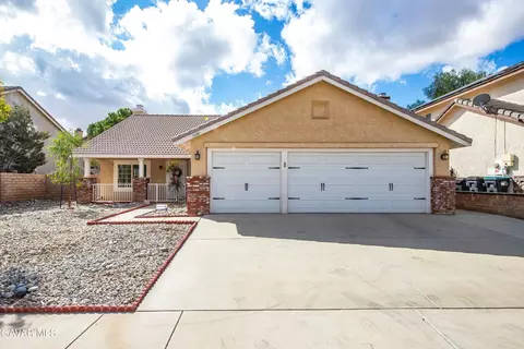 Exterior - 3310 Caspian Dr, Palmdale, CA 93551 photo 2 of 9