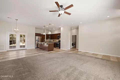 Living - 19809 Meadows Rd, Tehachapi, CA 93561 photo 3 of 4