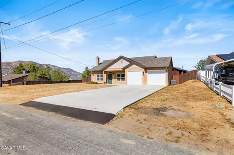 Other - 19809 Meadows Rd, Tehachapi, CA 93561 photo 3 of 15