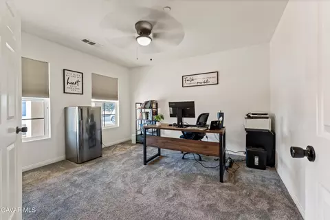 2533 Avenue K3 E, Lancaster, CA 93535 photo 5