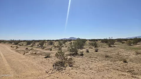 East Glen Rd, Mojave, CA 93501 photo 19
