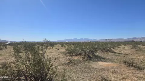 East Glen Rd, Mojave, CA 93501 photo 16